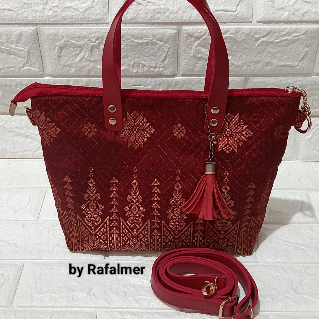 Tas Merah Handmade